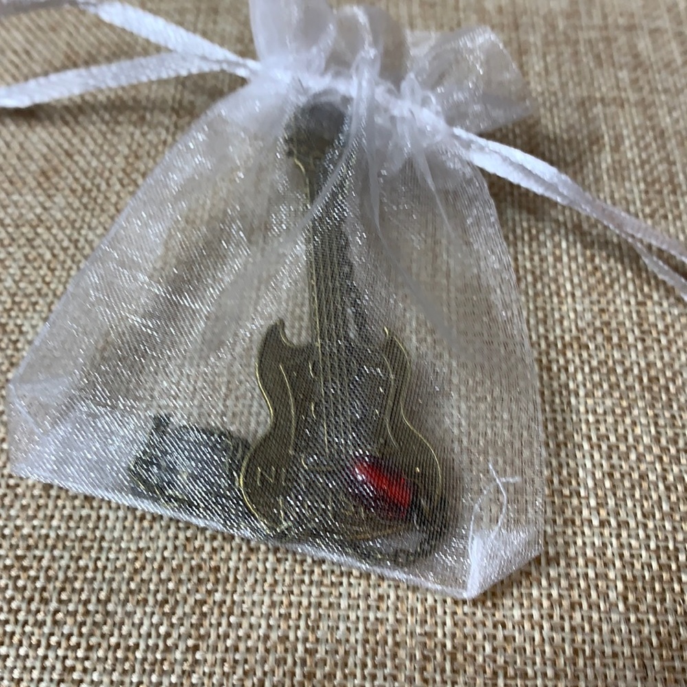 Music Band Guitar Vintage Red Glass Bead Necklace Handmade One of a kind - Picture 6 of 7